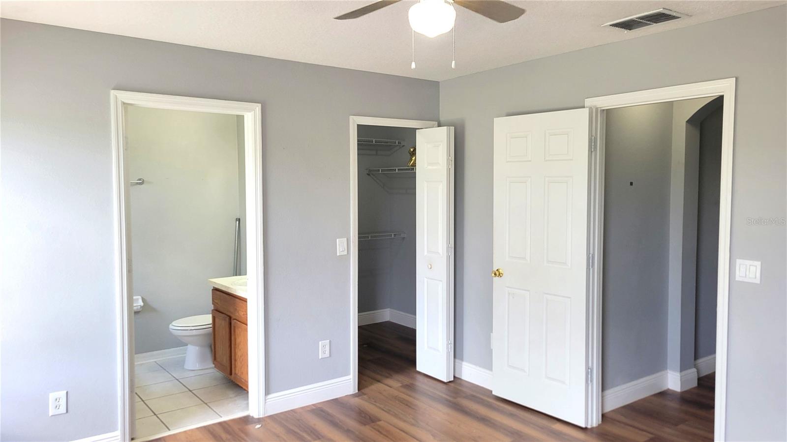 CLUBSIDE POINTE - Residential