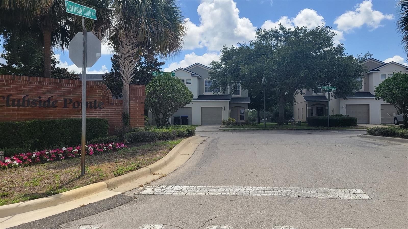 CLUBSIDE POINTE - Residential