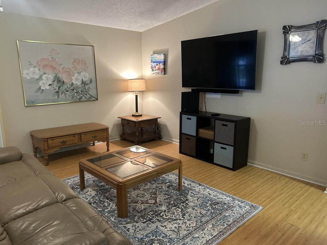 LADY LAKE ORANGE BLOSSOM GARDENS UNIT 10 - Residential