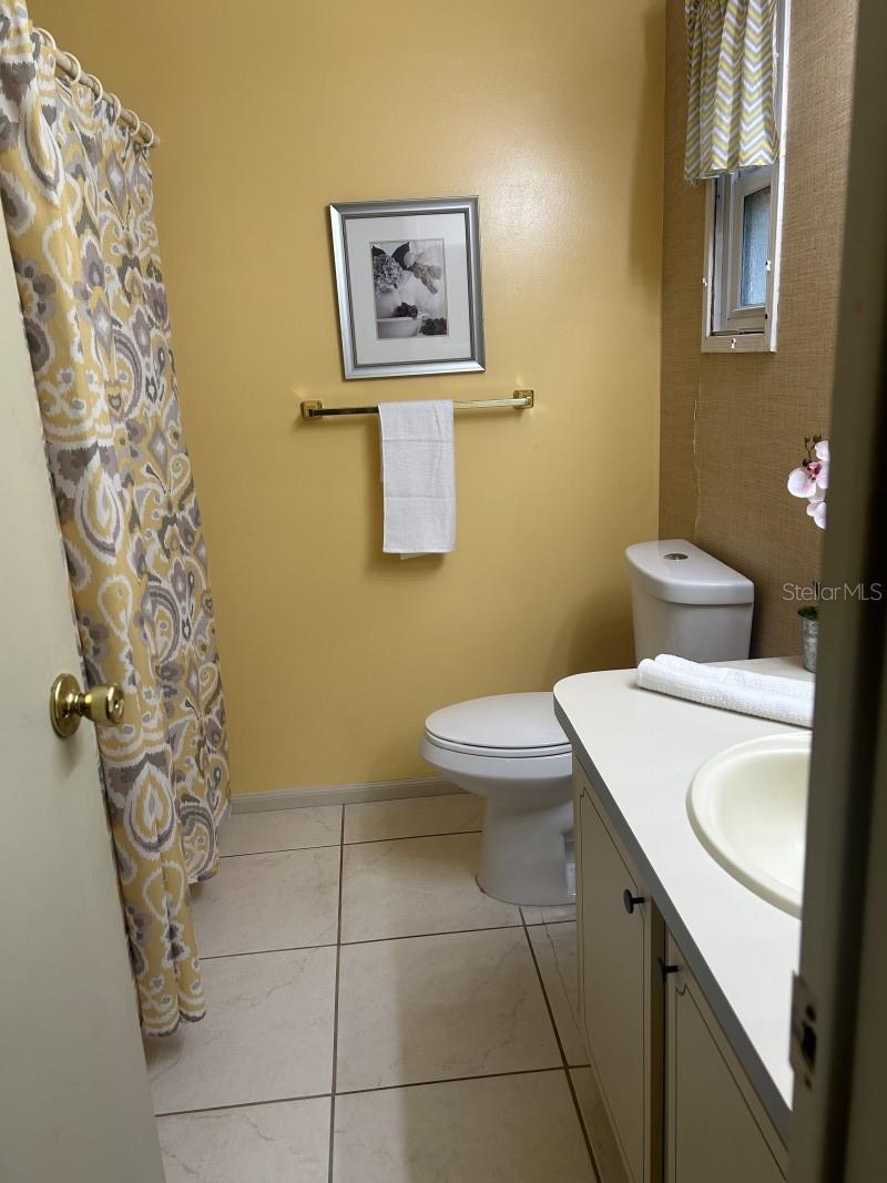 LADY LAKE ORANGE BLOSSOM GARDENS UNIT 10 - Residential