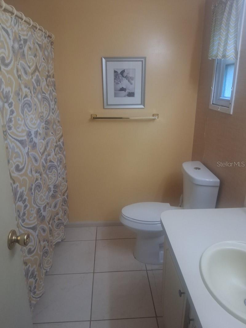 LADY LAKE ORANGE BLOSSOM GARDENS UNIT 10 - Residential