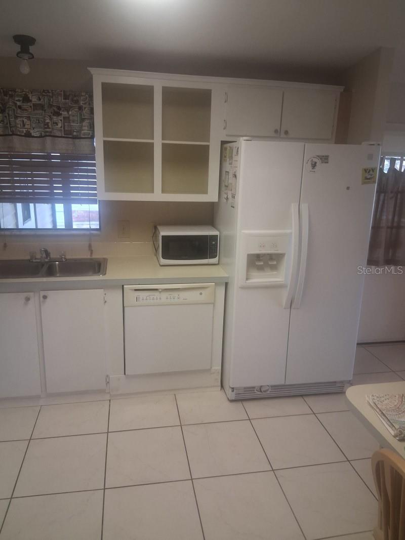LADY LAKE ORANGE BLOSSOM GARDENS UNIT 10 - Residential