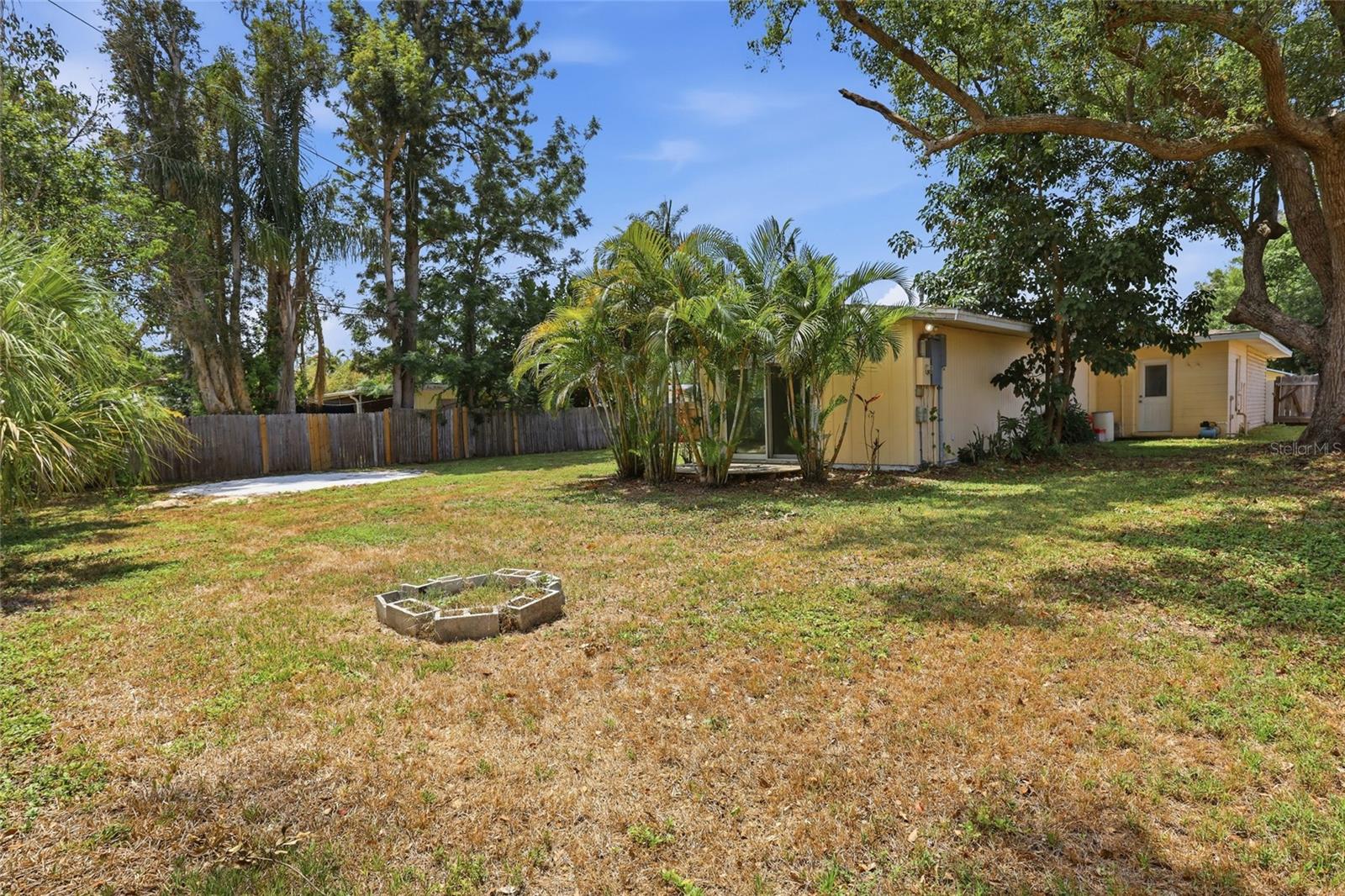 SARASOTA MANOR VACATING PLAT - Residential