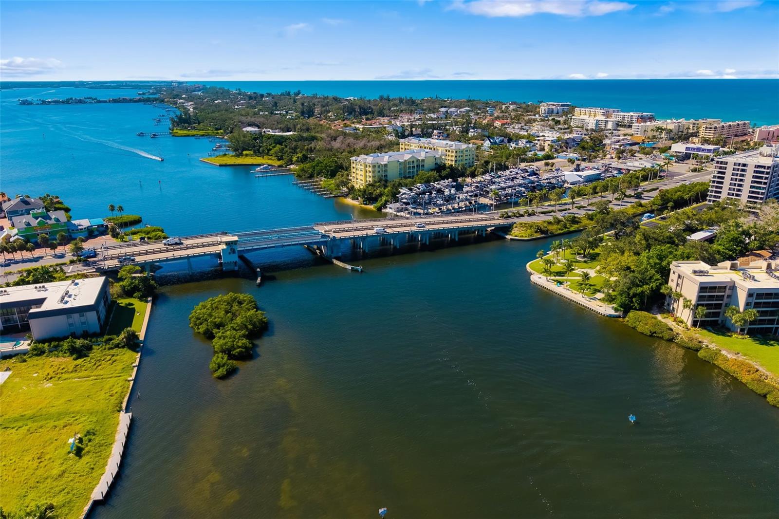 SARASOTA MANOR VACATING PLAT - Residential