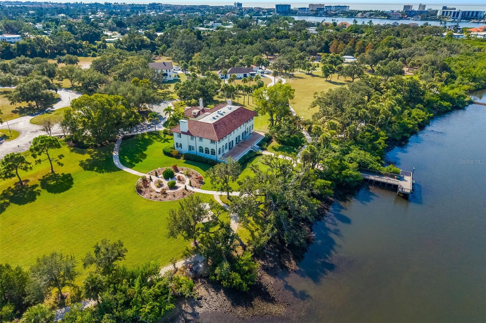 SARASOTA MANOR VACATING PLAT - Residential