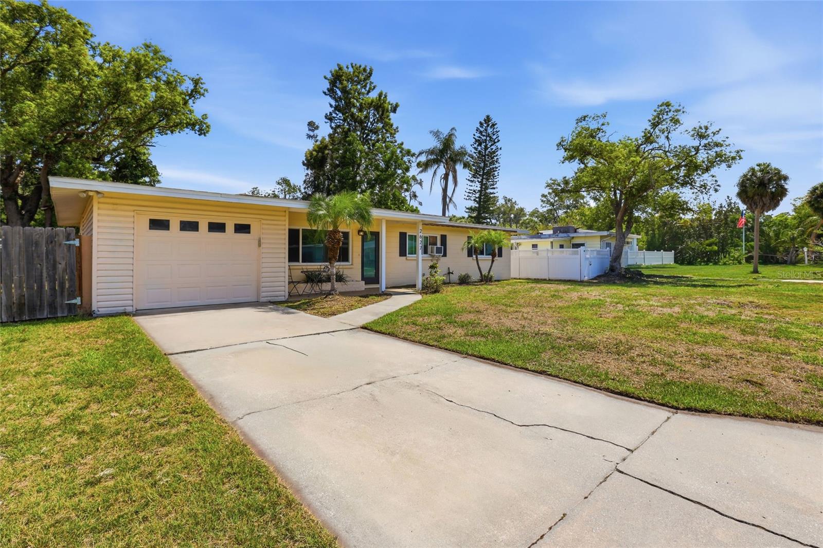 SARASOTA MANOR VACATING PLAT - Residential