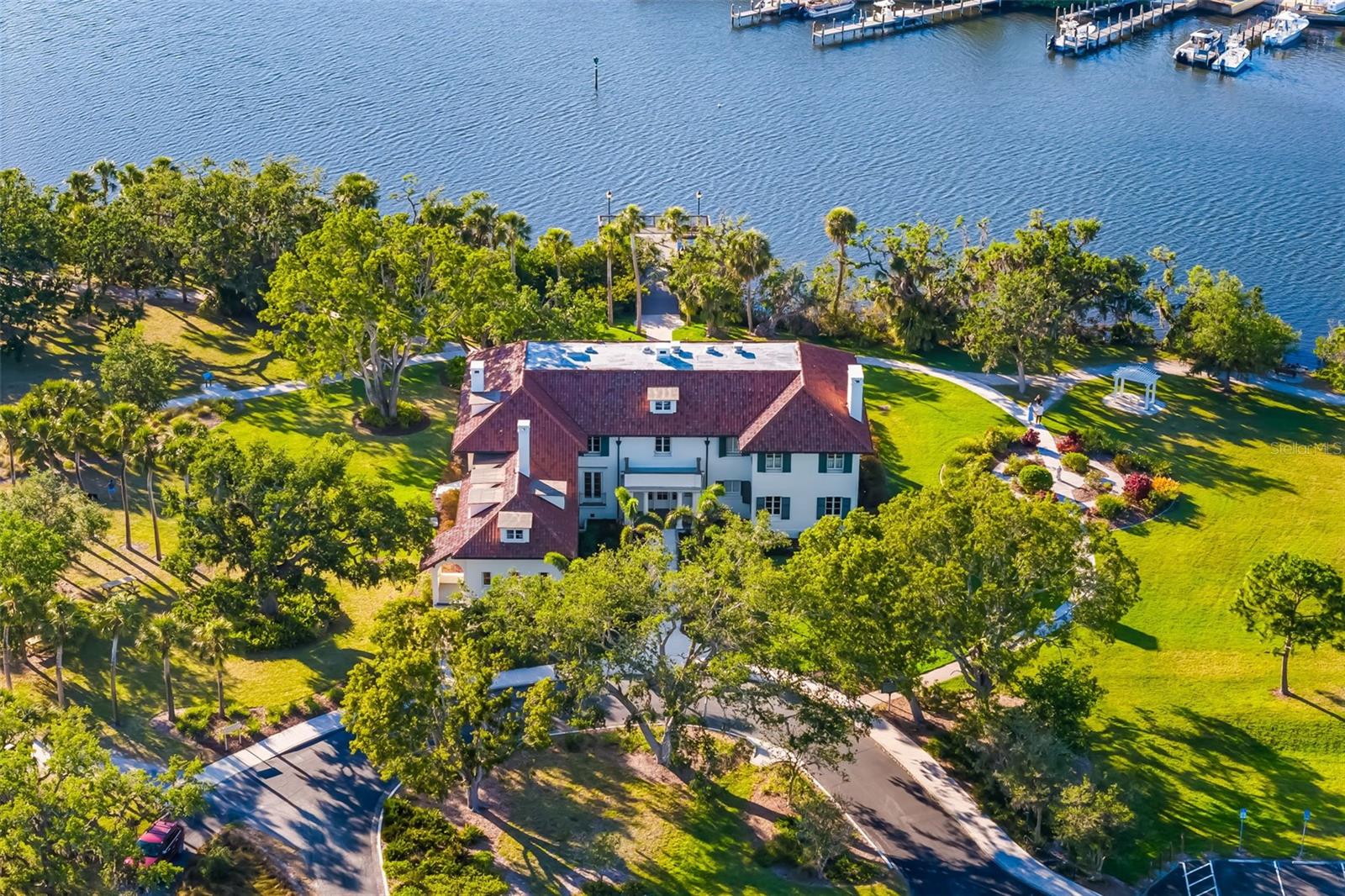SARASOTA MANOR VACATING PLAT - Residential