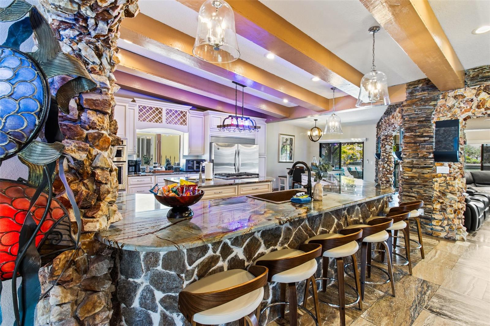 LA HACIENDA 1ST ADD - Residential