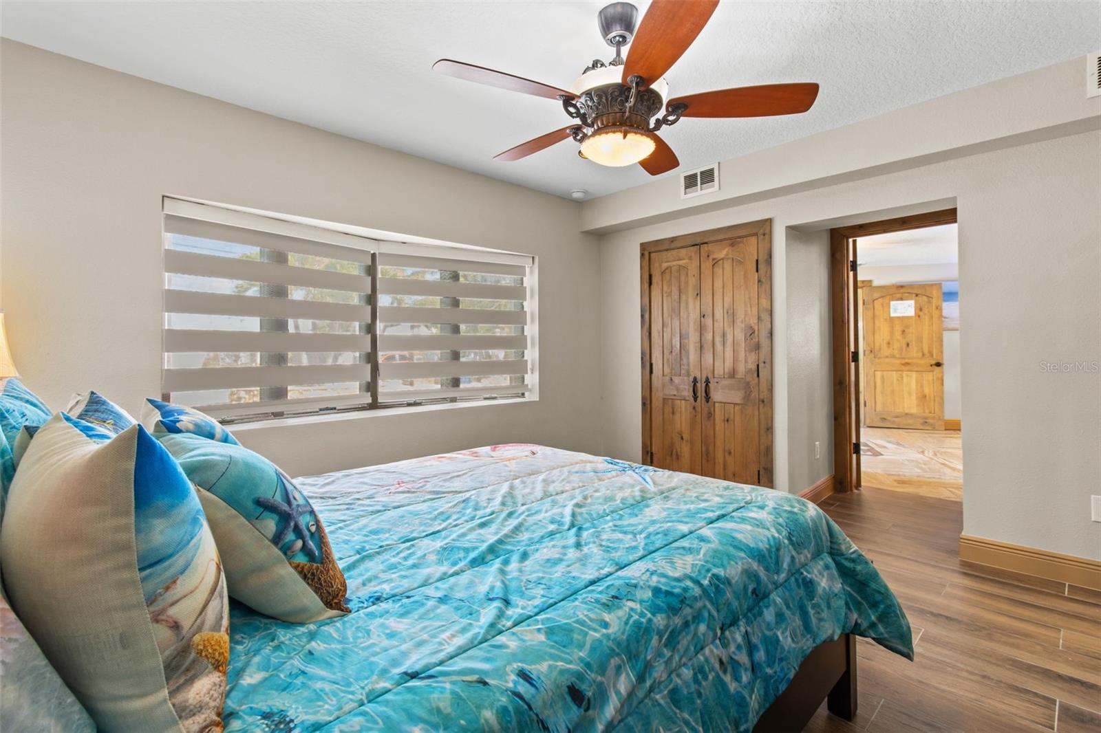 LA HACIENDA 1ST ADD - Residential
