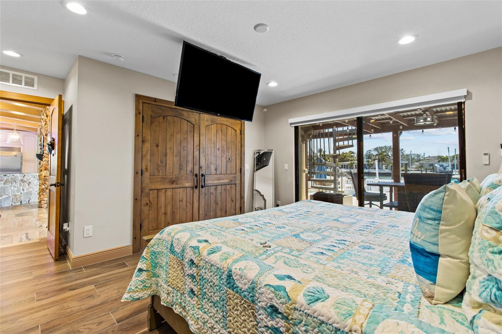 LA HACIENDA 1ST ADD - Residential