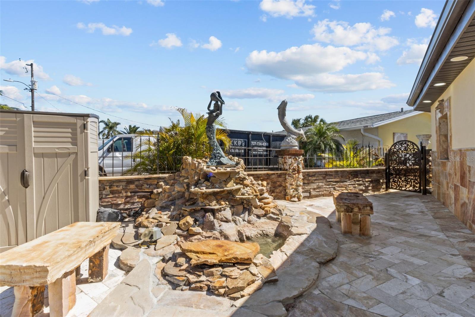 LA HACIENDA 1ST ADD - Residential