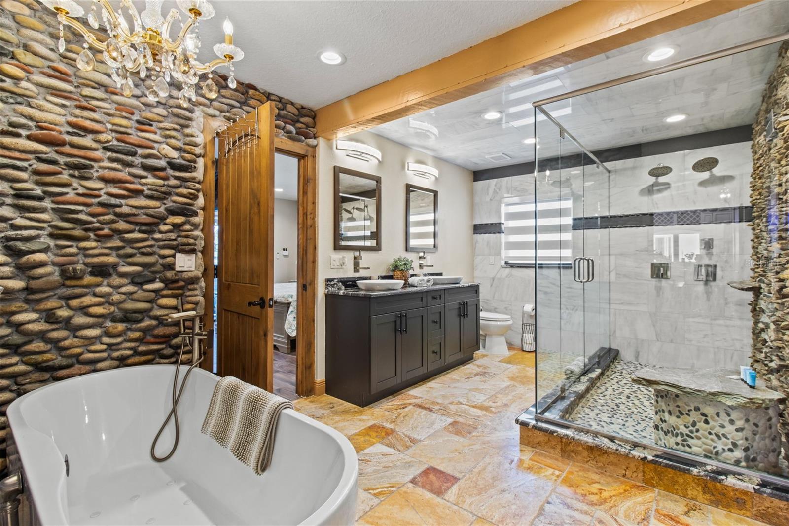 LA HACIENDA 1ST ADD - Residential