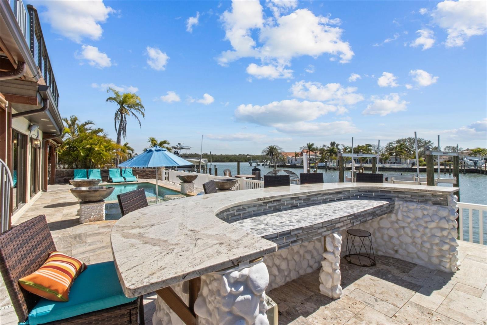 LA HACIENDA 1ST ADD - Residential