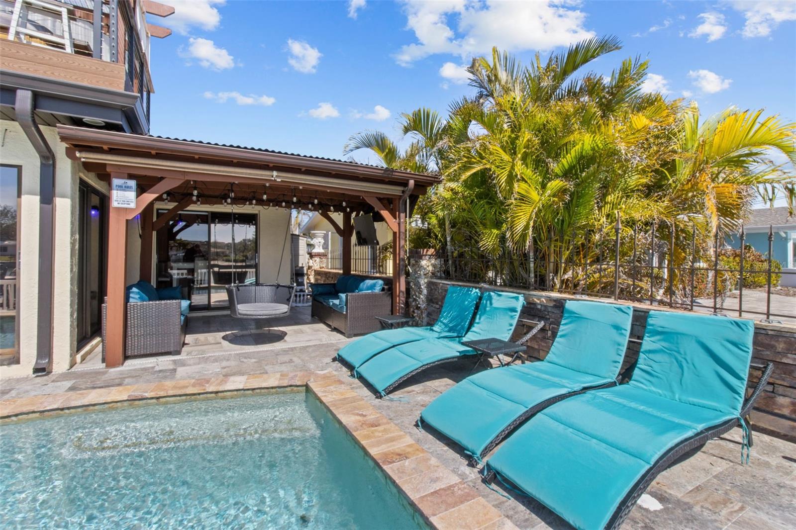 LA HACIENDA 1ST ADD - Residential