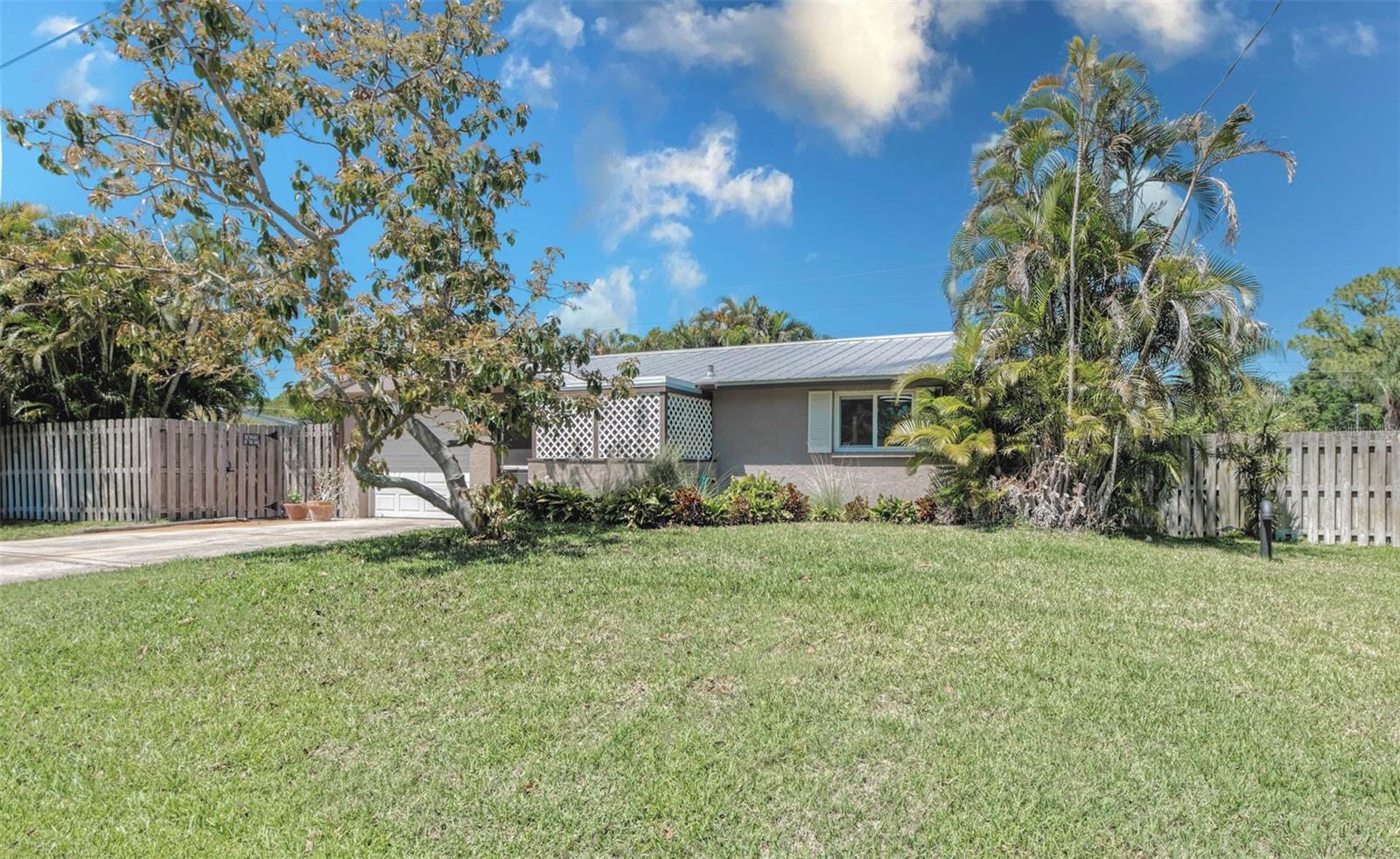 RESTFUL PINES - Residential Lease