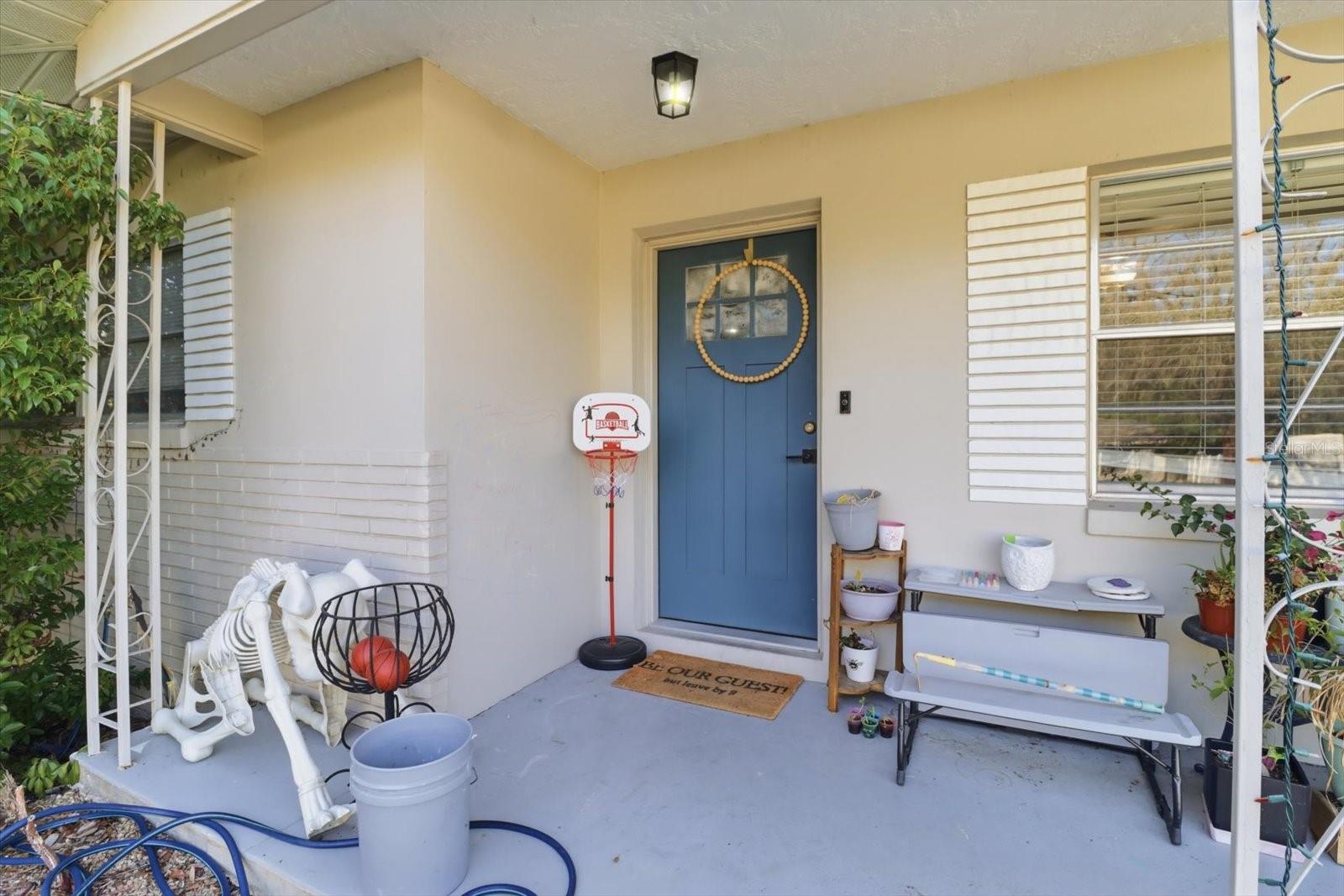 BEVERLY HILLS UNIT 04 - Residential