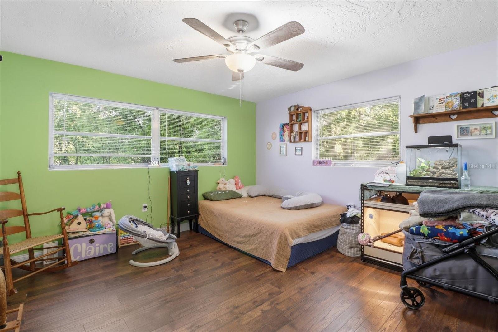 BEVERLY HILLS UNIT 04 - Residential