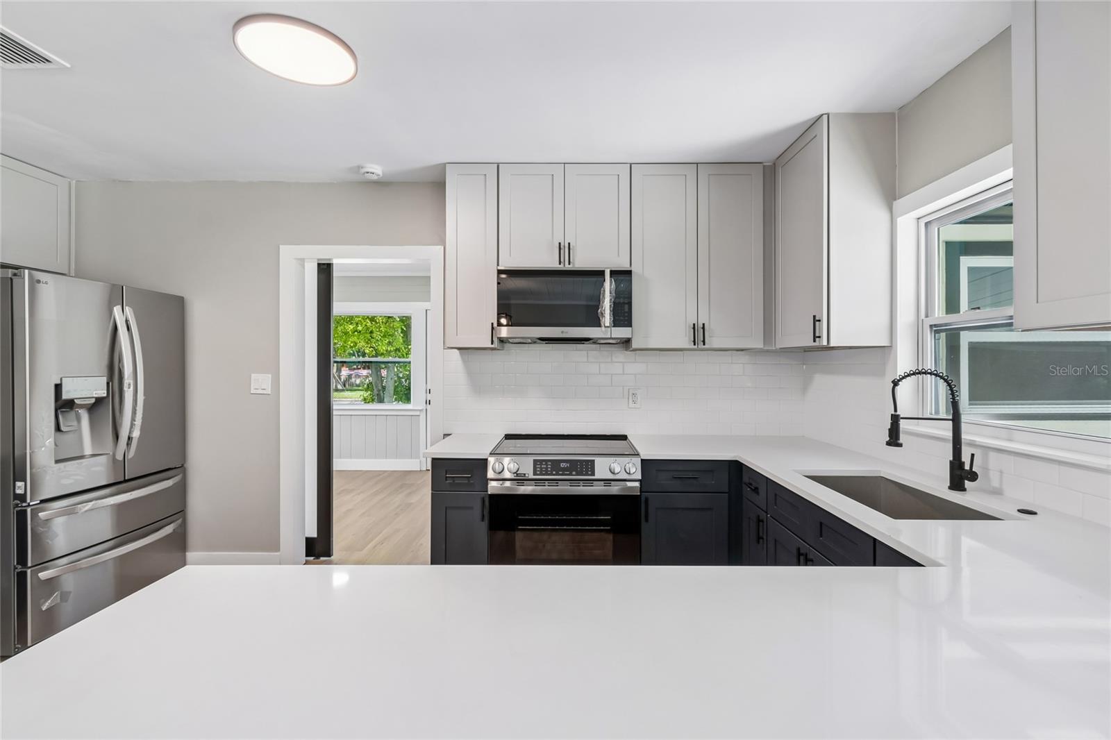 SAN LANTA - Residential