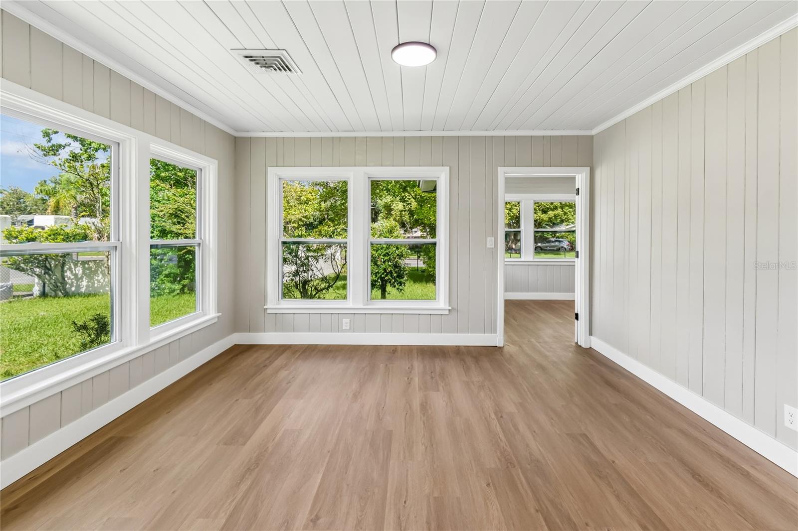 SAN LANTA - Residential