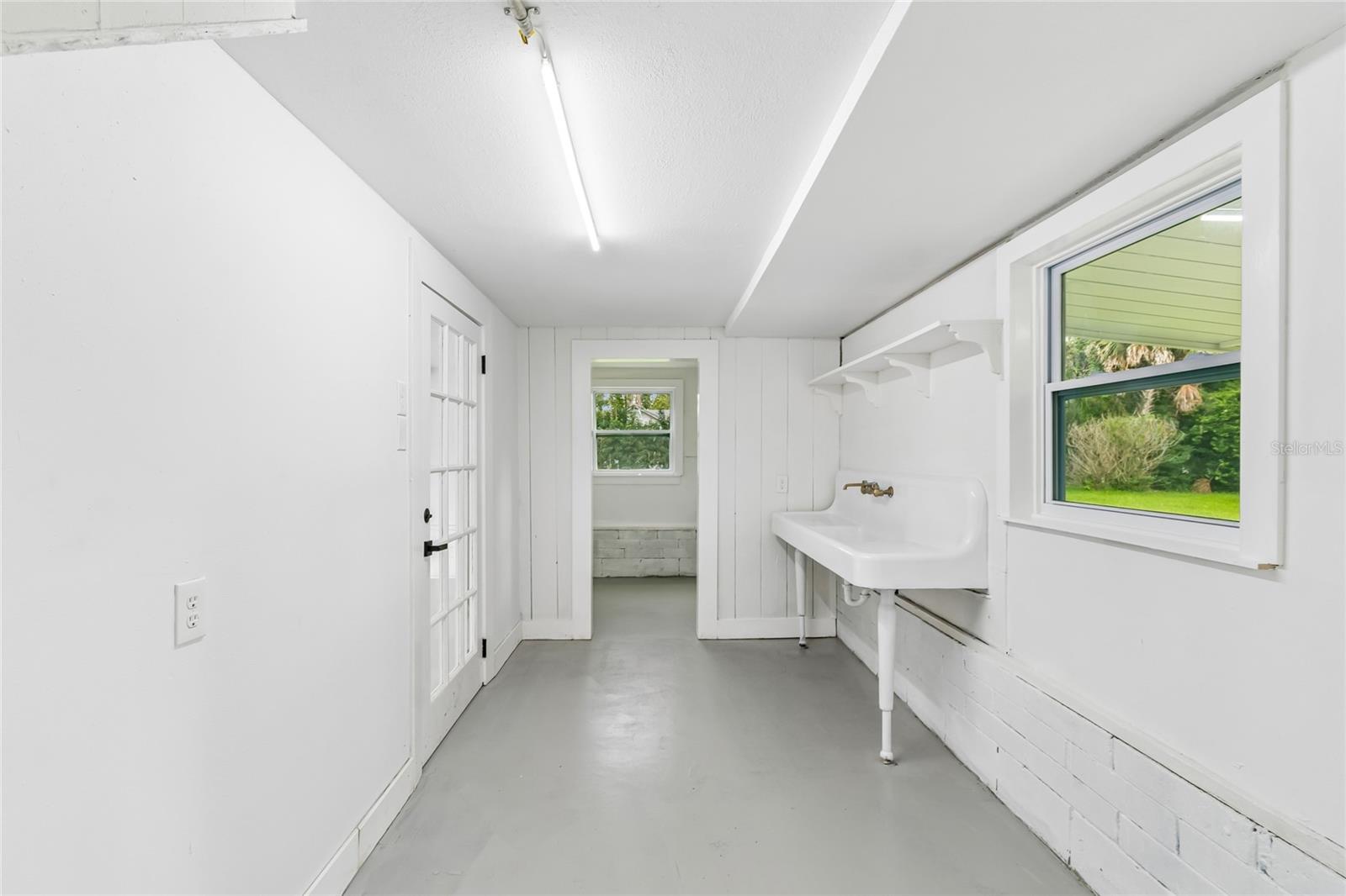SAN LANTA - Residential