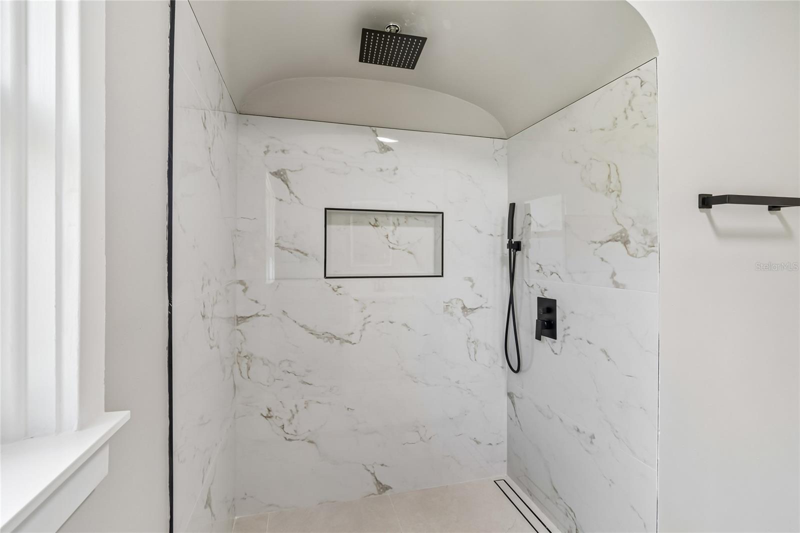 SAN LANTA - Residential