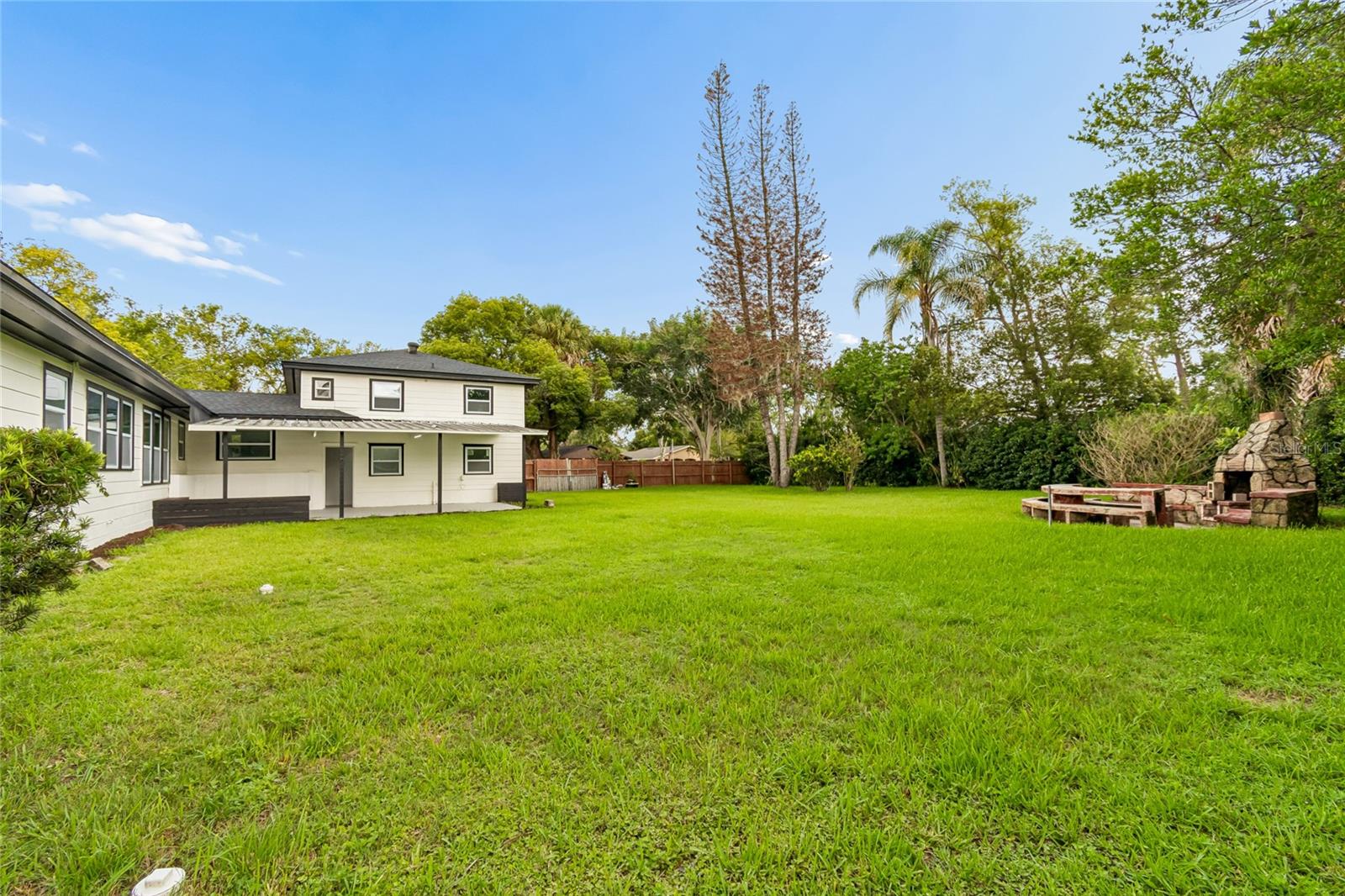 SAN LANTA - Residential
