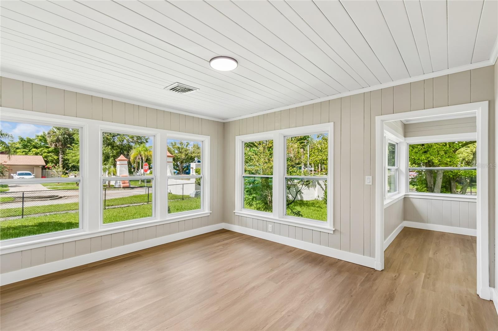 SAN LANTA - Residential