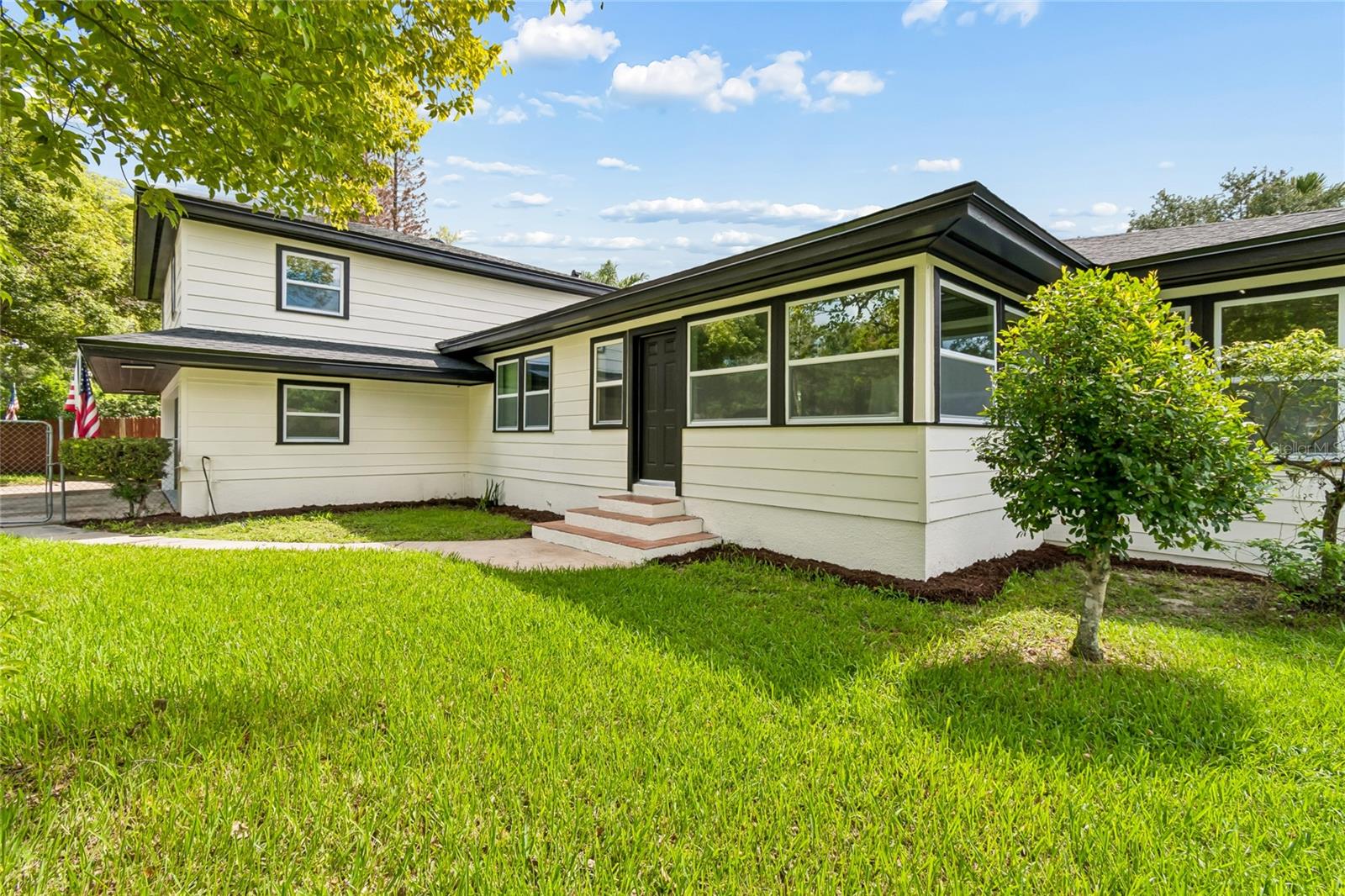 SAN LANTA - Residential