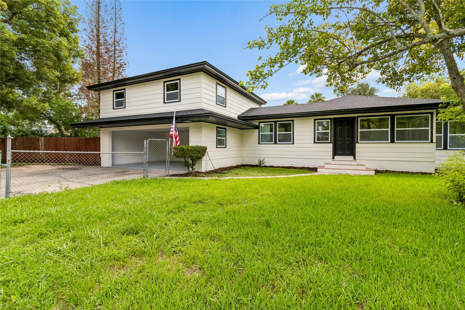 SAN LANTA - Residential
