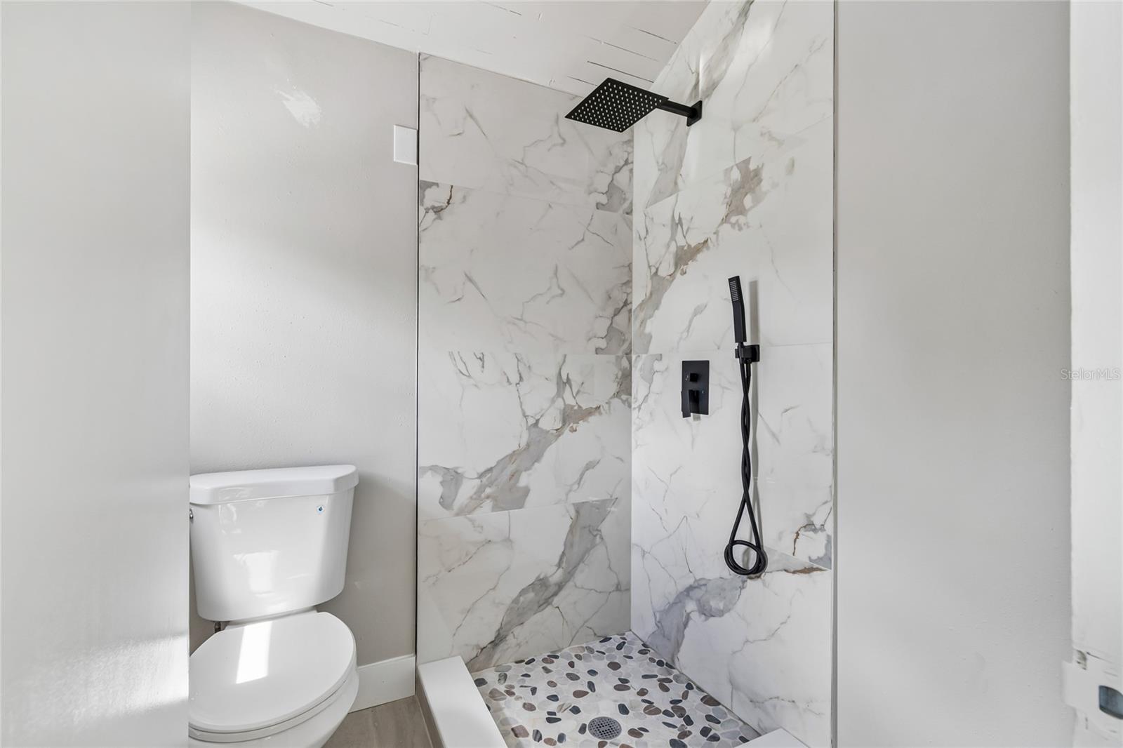 SAN LANTA - Residential