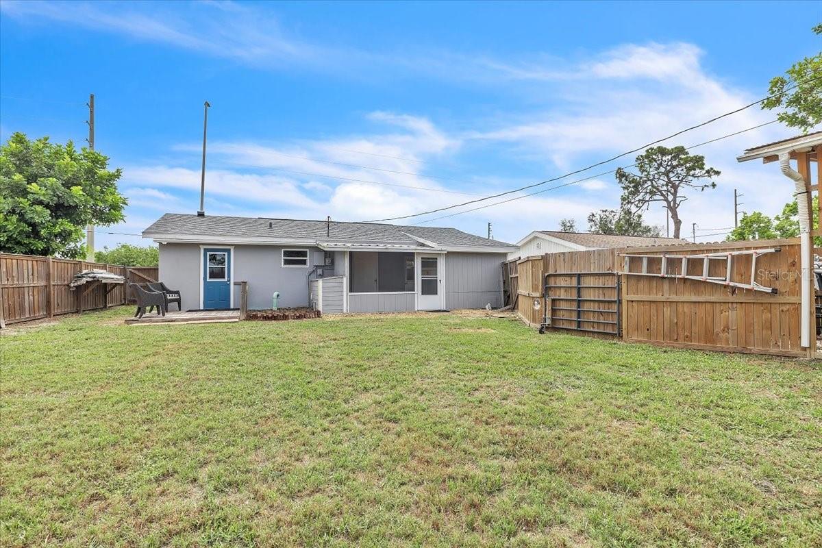ACREAGE - Residential