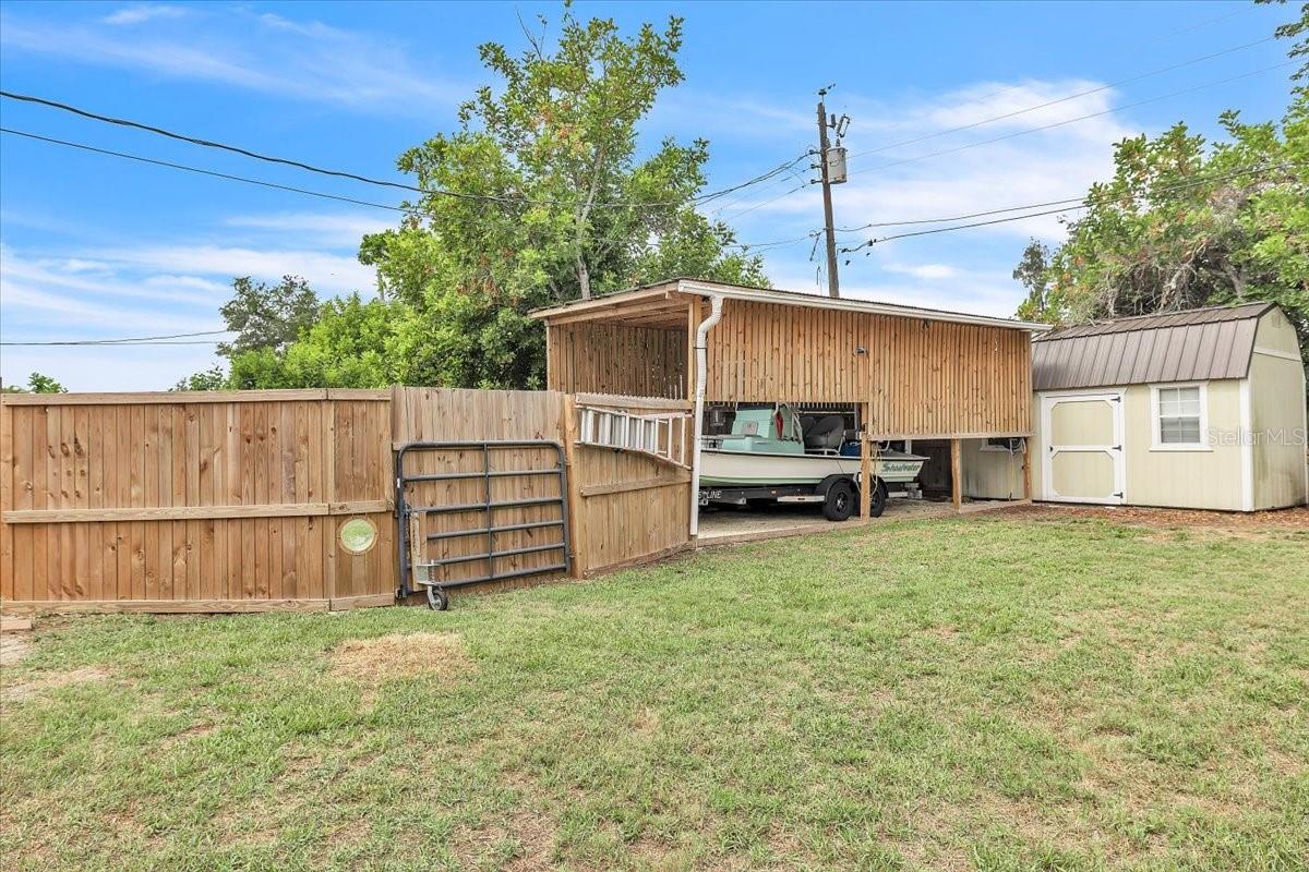 ACREAGE - Residential