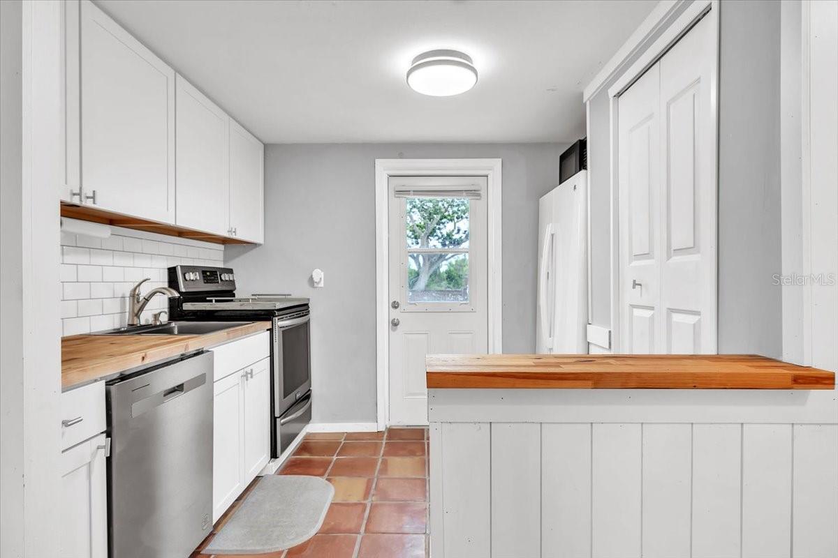 ACREAGE - Residential