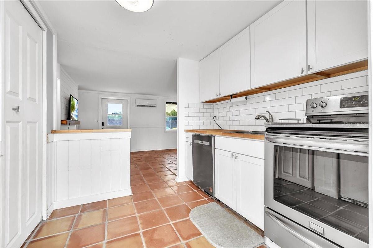 ACREAGE - Residential