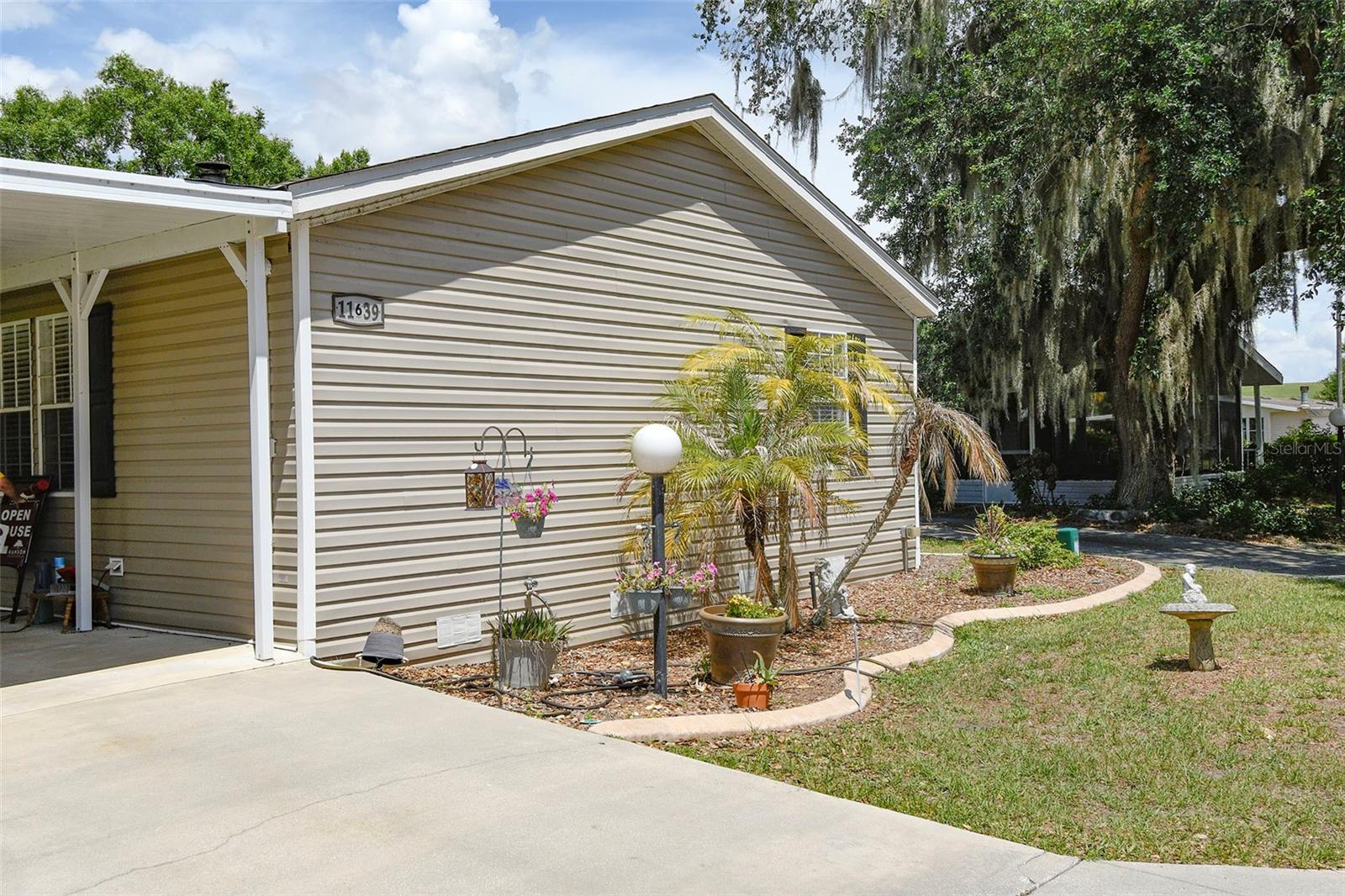 LAKE YALE ESTATES - Residential
