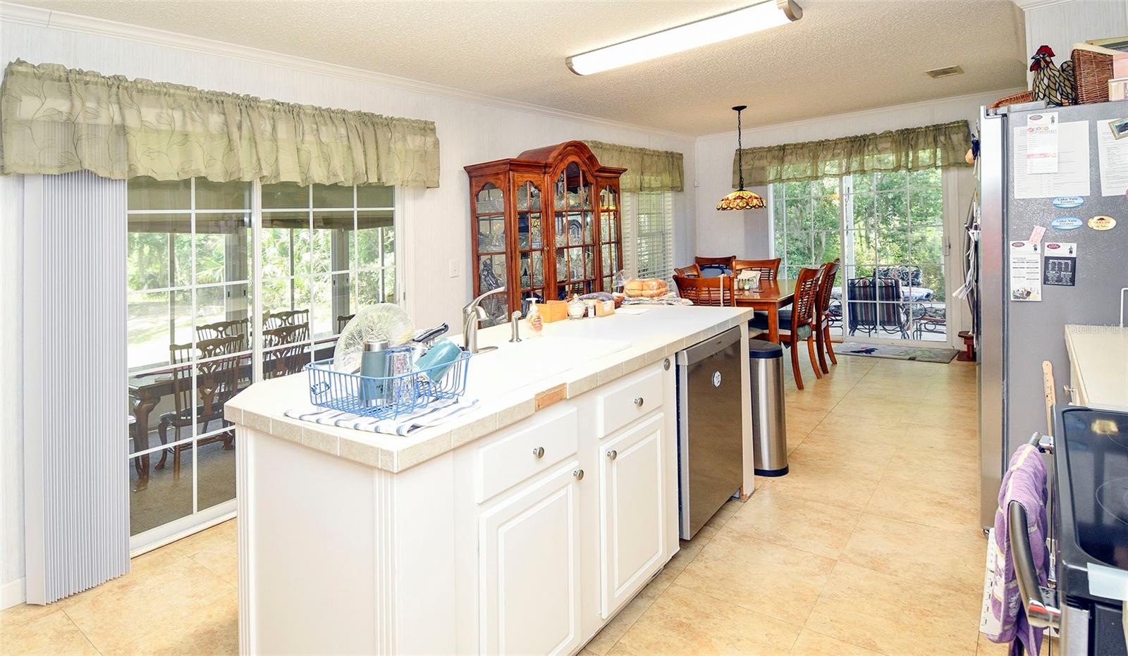 LAKE YALE ESTATES - Residential