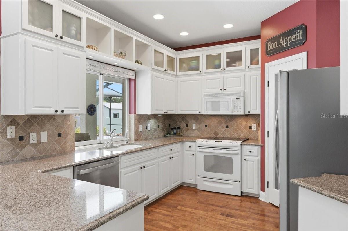 SUMMERLAND HILLS SOUTH - Residential