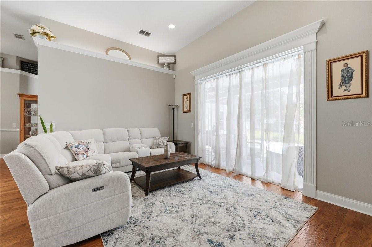 SUMMERLAND HILLS SOUTH - Residential