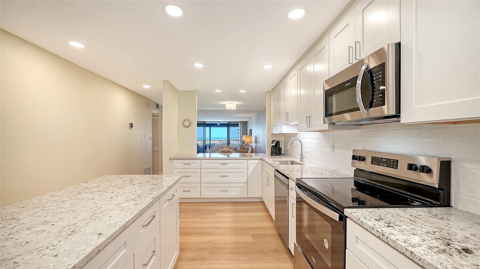 GULF & BAY CLUB PH 1 - Residential