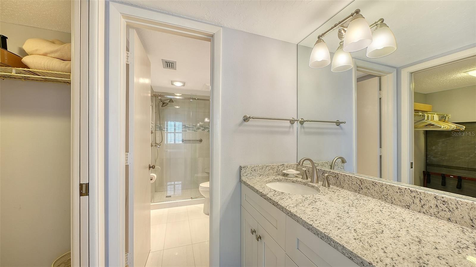 GULF & BAY CLUB PH 1 - Residential