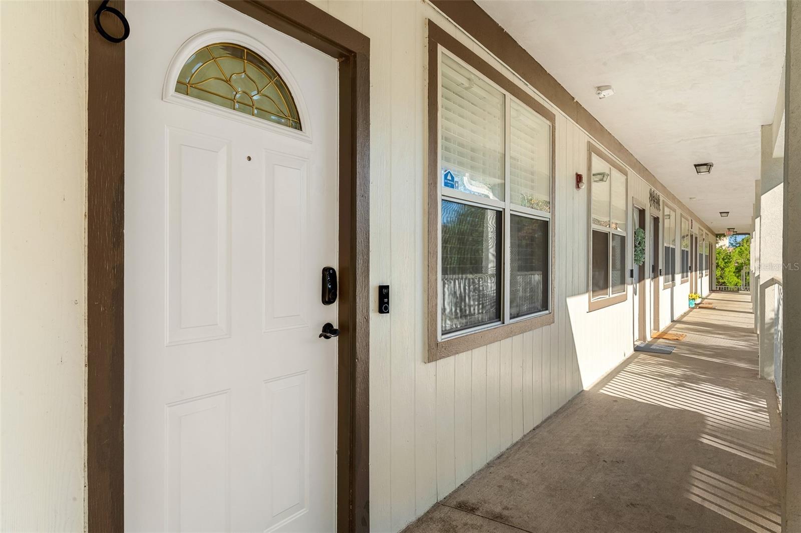 OAKS CONDO - Residential
