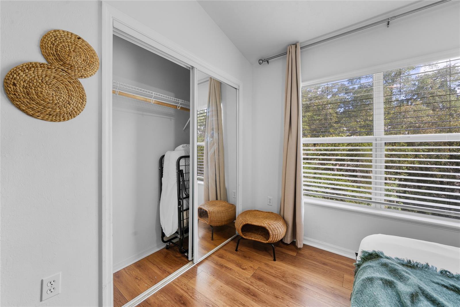 OAKS CONDO - Residential