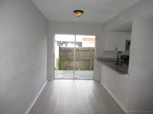 HAPSHIRE VILLAS UNREC TNHSE PLACE - Residential