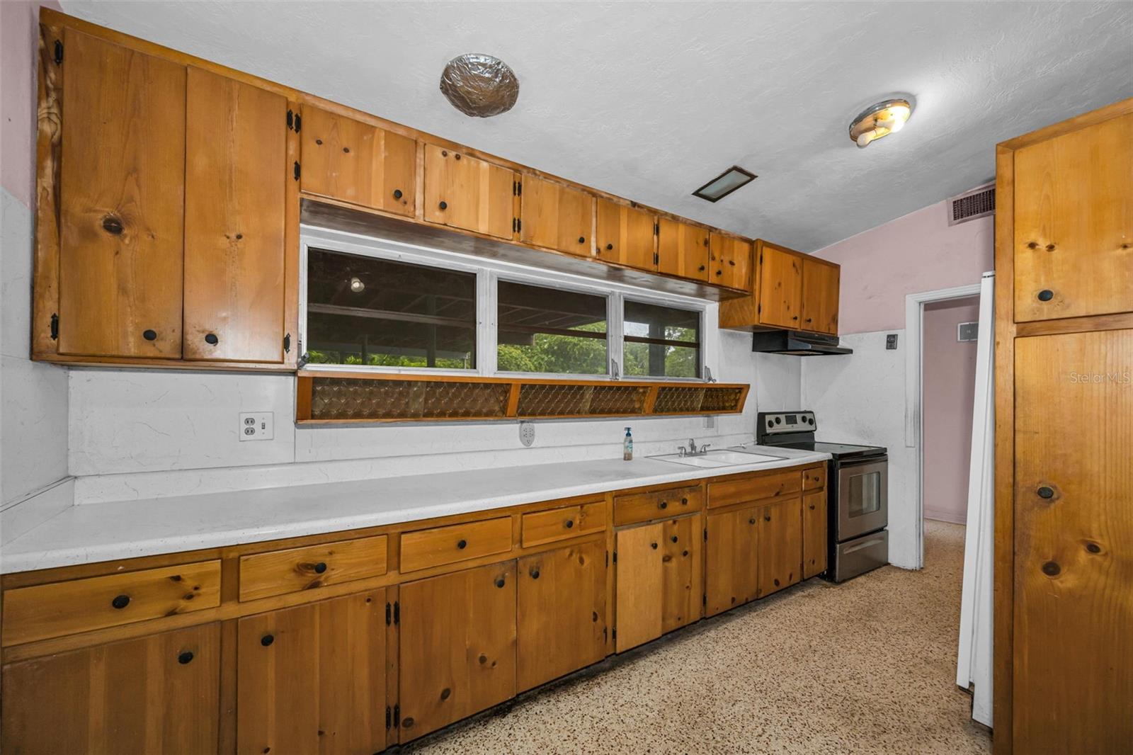 TEMPLE TERRACE RIVERSIDE SUBDI - Residential