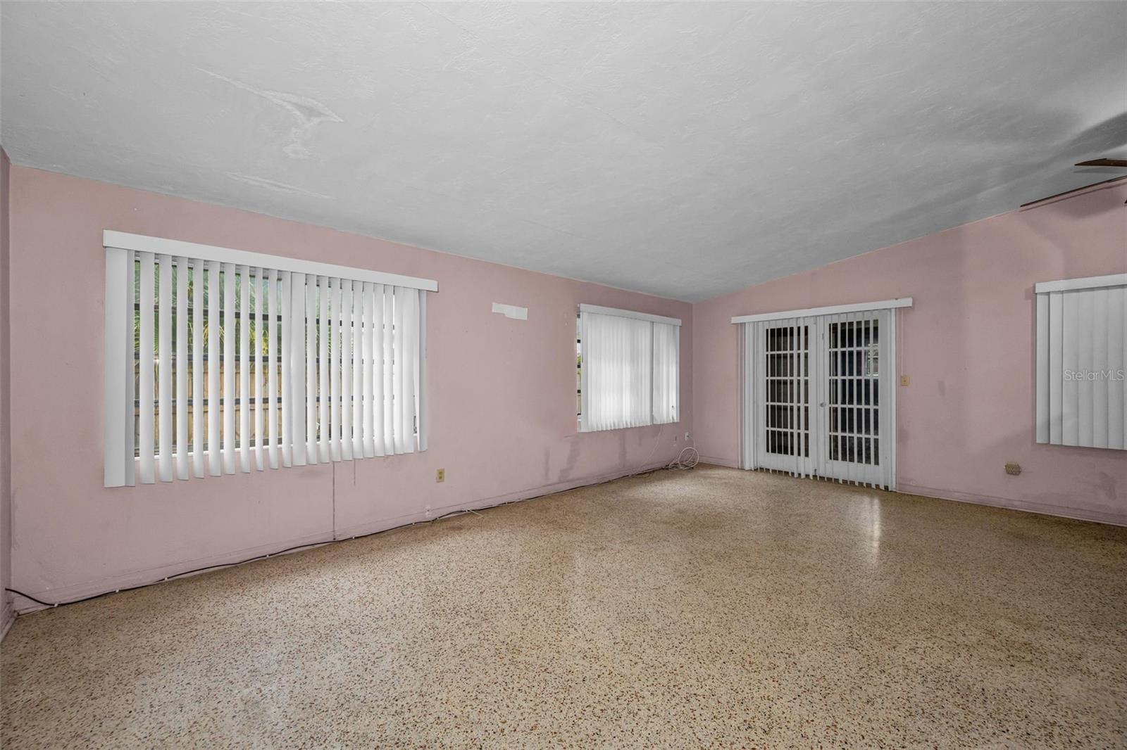 TEMPLE TERRACE RIVERSIDE SUBDI - Residential