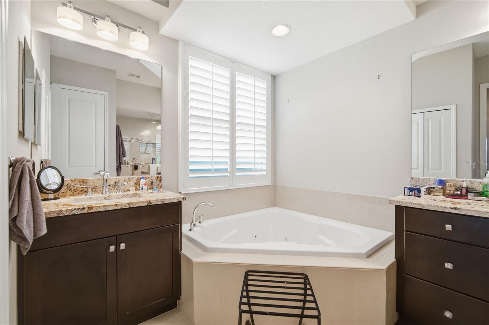 RIVERDALE REV - Residential