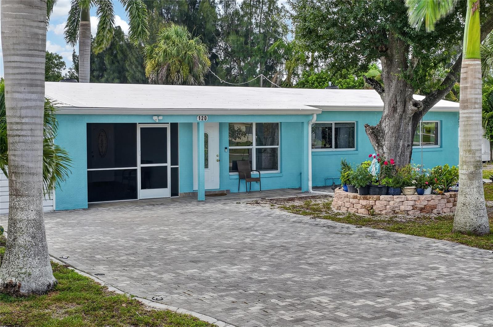 BAY SHORES - Residential