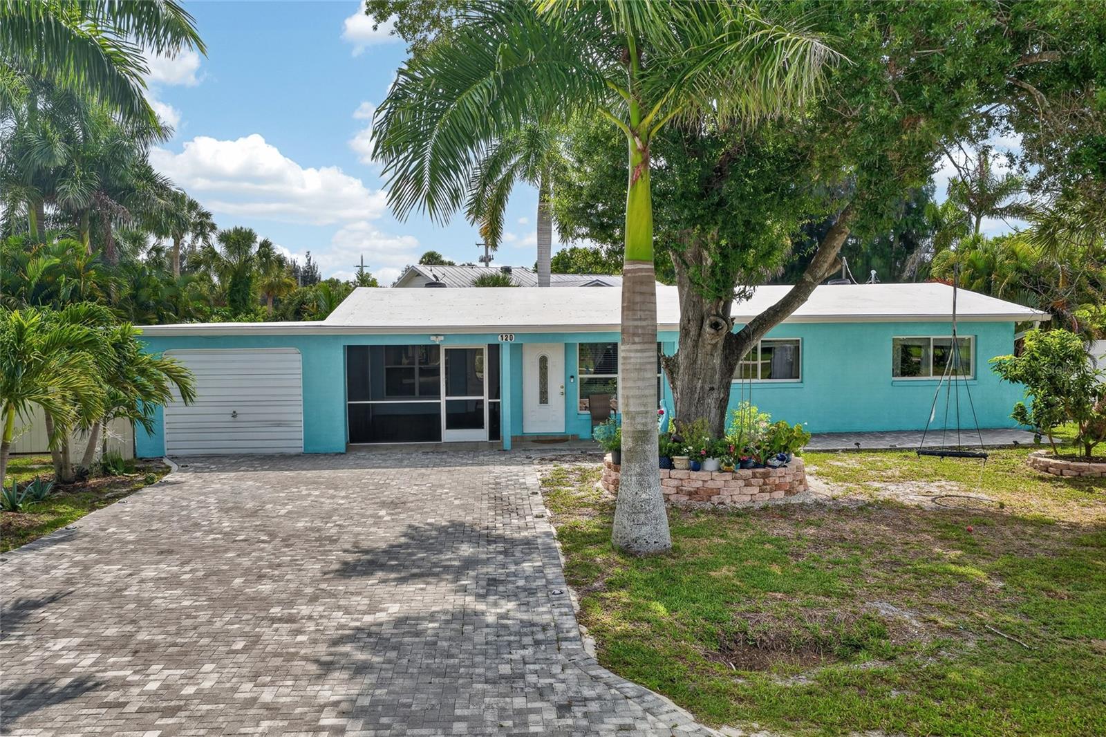 BAY SHORES - Residential