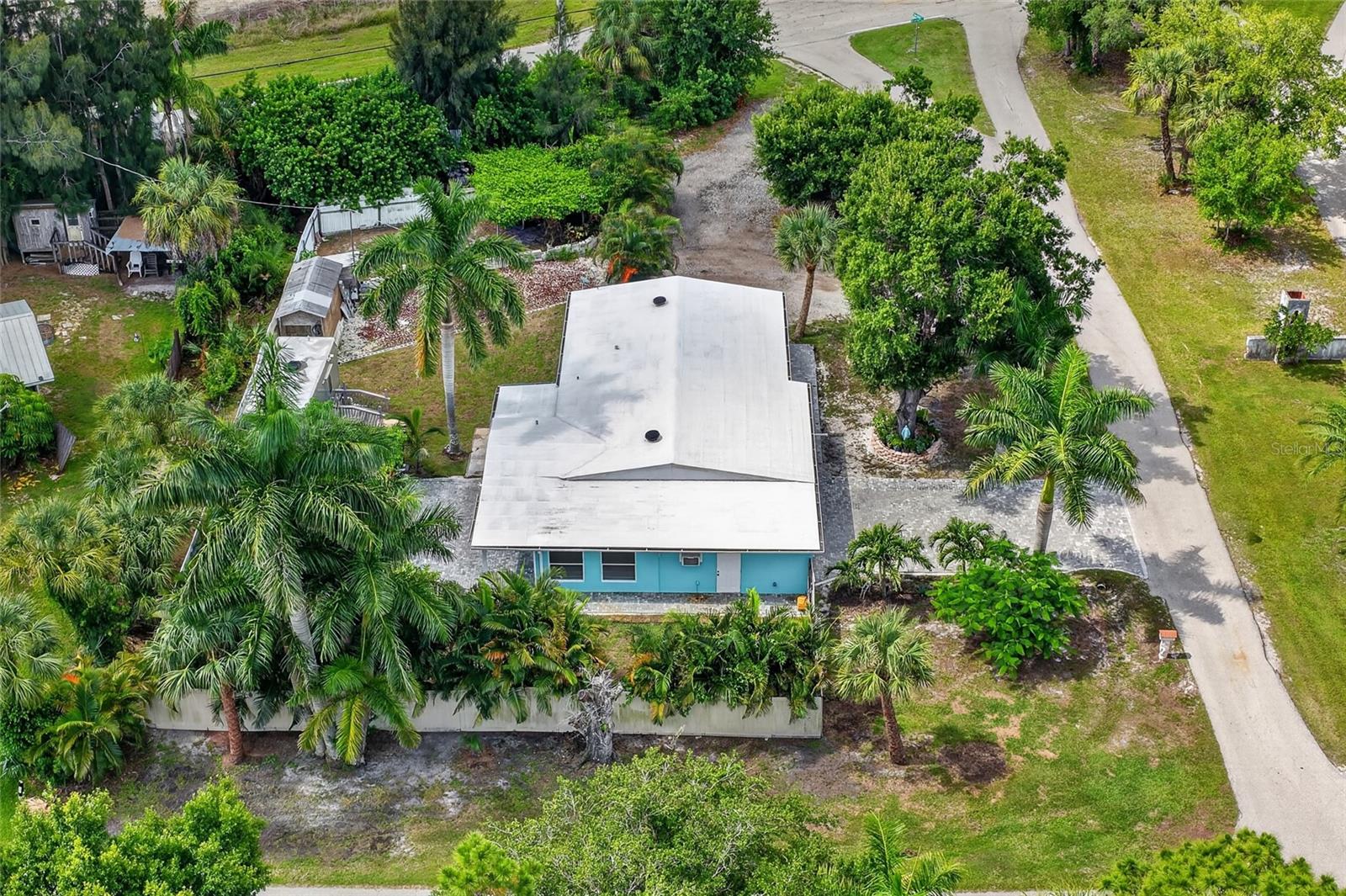 BAY SHORES - Residential