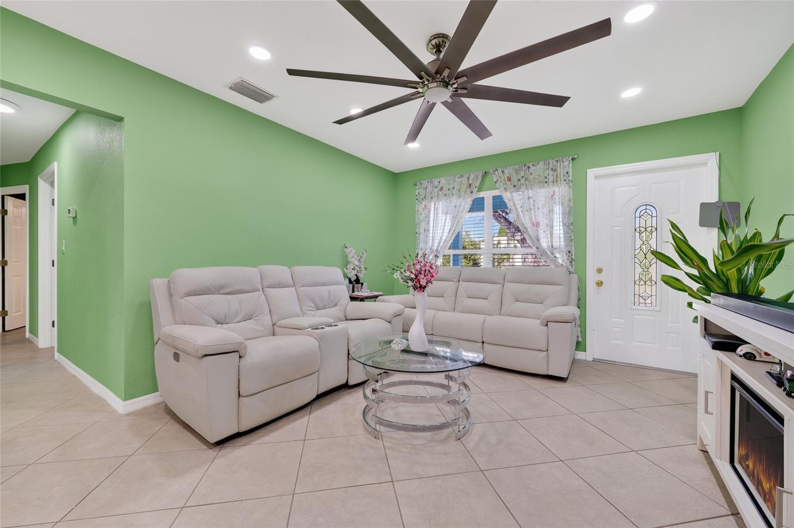 BAY SHORES - Residential